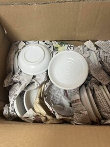 《Бесплатная доставка》 Новые неиспользованные 32 маленьких тарелок