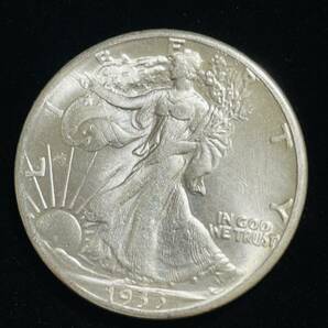 銀貨 硬貨 アメリカ ウォーキングリバティ 1933年 歩く自由の女神 ハーフドル 記念幣 イーグル コイン 古銭の画像1