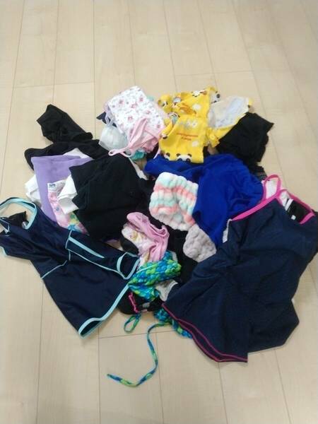 処分品（断捨離）・エコeco整理品コスプレ：スカートタイプ水着（ネービー水着）ありの１２０サイズのひなちゃん女児になりきりセット
