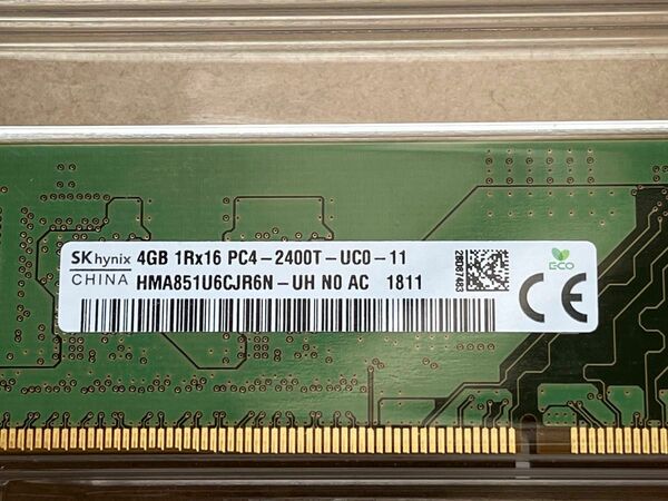 DDR4-2400 4GB 1枚　パソコンメモリ