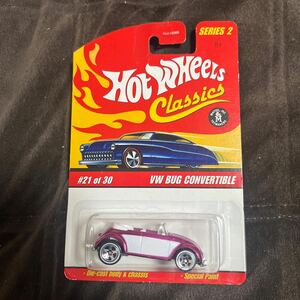 ホットウィール ＶＷ　ＢＵＧ　ＣＯＮＶＥＲＴＩＢＬＥ　ピンク