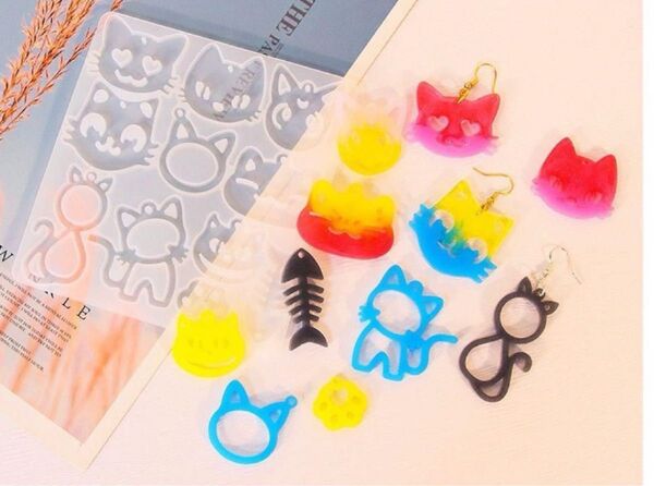 シリコンモールド アクセサリー 魚 骨 猫 ハート 肉球 狐 レジン デコパーツ
