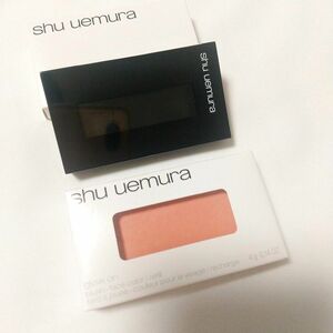 新品 パウダーチーク シュウウエムラ グローオン Cミディアムアプリコット460 shu uemura カスタムケース付き