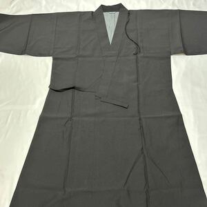 美品 【長作務衣】黒 合用 化繊 法衣 法要 葬儀 仏具 僧侶 装束 着物 袈裟 井筒法衣店