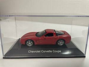 AutoArt Chevrolet Corvette Coupe 1/64