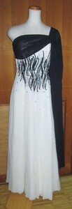 [美品]Merve Facetteメルヴェファセット　豪華スパンコール、パール付き　カラードレス（9)白×紺ストール