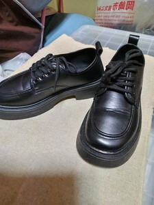 サイズ39未使用黒マニッシュひも靴