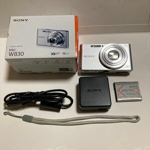 SONYデジカメ DSC-W830 シルバー