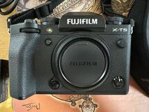 ★極上美品★ 富士フイルム Fujifilm X-T5 ボディ ★ショット1807回 ブラック ミラーレス一眼カメラ _画像10