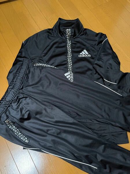 上下ジャージ　adidas Ｏサイズ