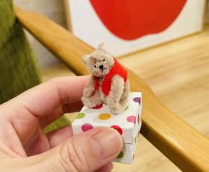  hand made miniature molding teddy bear B BOX attaching doll house handmade doll 