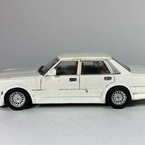 [ジャンク] ニッサン セドリック Nissan Cedric 1/43 - メーカー不明の画像3