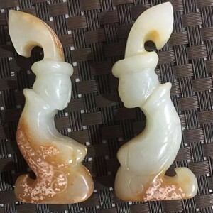 旧家蔵出 古玩 岫玉玉人掛掛工芸品 1376