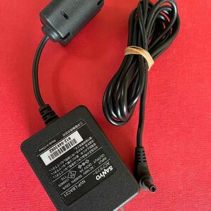 SANYO ACアダプター　NVP-LBAC21 ゴリラナビ アダプタ 中古品