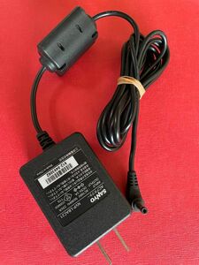 SANYO ACアダプター　NVP-LBAC21 ゴリラナビ アダプタ 中古品