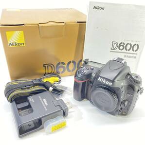 1円～ 8T30730424 Nikon ニコン デジタル一眼レフカメラ ボディのみ バッテリー 充電器 D600 カメラ 撮影機器 通電確認 動作未確認の画像1