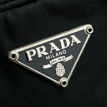 【美品】PRADA プラダ ハンドバッグ 三角ロゴプレート シルバー金具 白タグ アクセサリーポーチ レザー テスートナイロン 黒 ブラック_画像3