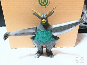 ギエロン　約17cm　ソフビ　フィギュア　骨董品　キングザウルス　マルサン　ブルマァク　レトロ　昭和　ヴィンテージ　ウルトラ怪獣　絶版