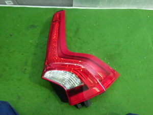  selling out DBA-FB4164T Volvo V60 T4 R design LED right tail lamp 06-05-18-912 B2-L9-3s Lee a-ru Nagano 