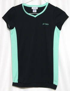 ☆美品 ヨネックス(YONEX) ベリークール テニス バドミントン レディース 半袖 ゲームシャツ Tシャツ Mサイズ ブラックにグリーンブルー