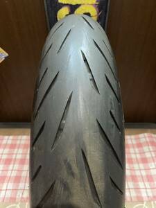 中古MCタイヤ バリ山 BRIDGESTONE BATTLAX S22 120/70ZR17 ブリヂストン バトラックス ハイパースポーツ 120 70 17 0619 M3153