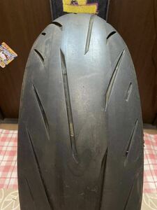 中古MCタイヤ バリ山 BRIDGESTONE BATTLAX S22 180/55ZR17 ブリヂストン バトラックス 180 55 17 0619 M3154