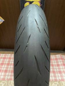 中古MCタイヤ 2022年製造 BRIDGESTONE BATTLAX S22 120/70ZR17 ブリヂストン バトラックス ハイパースポーツ 120 70 17 0422 M3199