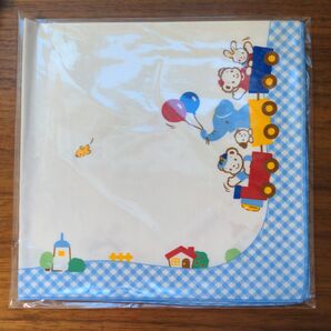 ファミリア ランチクロス 新品
