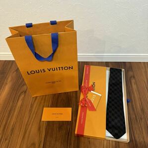 【新品同様品】LOUIS VUITTON ルイヴィトン ネクタイ LV ダミエ ブラック系 人気 完売品の画像1