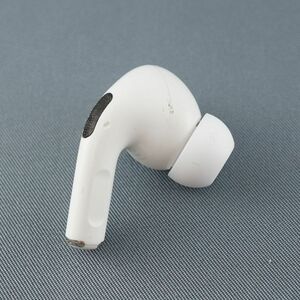 Apple AirPods Pro エアーポッズ プロ 右イヤホンのみ USED品 第一世代 R 片耳 右耳 A2083 MWP22J/A 完動品 中古 V9051