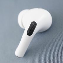 Apple AirPods Pro 第二世代 左イヤホンのみ USED美品 エアーポッズ プロ L 片耳 左耳 A2699 MQD83J/A Lightning 完動品 V0023_画像9