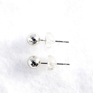  this month. recommendation earrings *Pt900 circle sphere 4mm mirror ball manner earrings new goods unused goods ( free shipping : click post or.. packet . shipping )