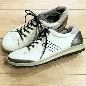 大人気モデル！ ecco エコー GOLF ゴルフ YAK LEATHER BIOM スパイクレス ゴルフシューズ ベージュ系 43 27.5㎝ メンズ 送料込 新規×