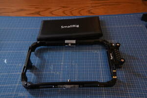 a Tomos Ninja shougn7 -inch monitor casing SmallRig made 