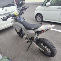 WR250R オーリンズ モタードホイール_画像5