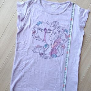 ユニクロ チュニックTシャツ ラプンツェル