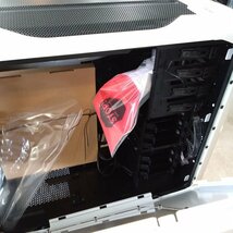 開封済み保管品●CRSAIR GRAPHITE 600T PCケース● CC600TWM-WHT ホワイト デスクトップ PCパーツ 札幌_画像6