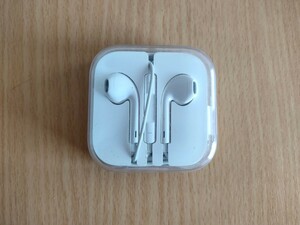  iPhone付属イヤホン　EarPods　ライトニング端子　【中古】