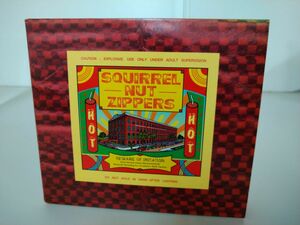 CD / Squirrel Nut Zippers / HOT / デジパック仕様 / ブックレット付 / 輸入盤 / Mammoth Record / 354 980 0137-2【M001】