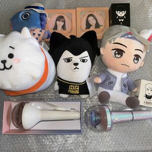 BTS Tiny TAN BT21 SEVENTEEN.. товары набор суммировать BOX фонарик-ручка мягкая игрушка мини фигурка брелок для ключа 