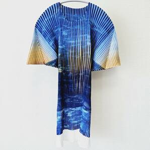 323☆ ISSEY MIYAKE イッセイミヤケ プリーツ 加工 宇宙 チュニック ワンピース 2の画像1