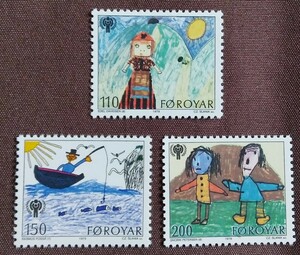 fe low various island 1979 international children's year 3. child. . picture unused glue equipped Denmark self‐government .