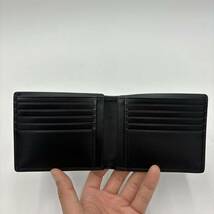 ＊ 新品 未使用 箱付き HUGO BOSS ヒューゴボス 本革 二つ折り 財布 10カード入れ 紳士財布 メンズ ウォレット 黒 BLACK_画像6