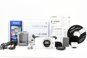 [ショット数 2124] Olympus PEN Mini E-PM1 White Body ミラーレス一眼 /元箱、付属品あり [美品] #2118141