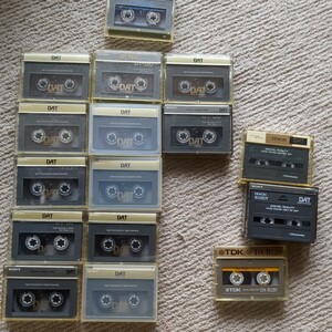  present condition goods digital audio tape DAT 16ps.@SONY TDK DENON DAT tape set sale together cleaning tape 