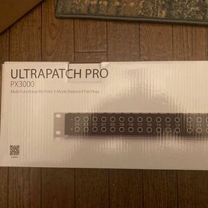  patch bay BEHRINGER ULTRAPATCH PRO PX3000
