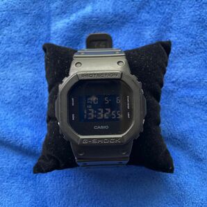 G-SHOCK ソリッドカラーズ 海外モデルDW-5600BB-1ブランド：CASIO G-SHOCK：デジタル式