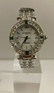  Isaac Valentino QZ diamond bezel stone attaching round white shell face lady's wristwatch Izax Valentino