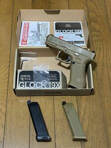 美品 VFC/UMAREX GLOCK 19X コヨーテ ガスブローバック★CO2マガジン 予備Oリング付 ★ オマケ フットホルスター/BB弾 グロック19 GBB レア