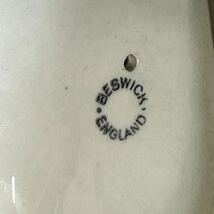 BESWICK ベスウィック 白馬 WHITE HORSE ホワイトホース 英国製 イングランド 馬 ホース 競走馬 置物 インテリア フィギュリン 陶器 現状品_画像6